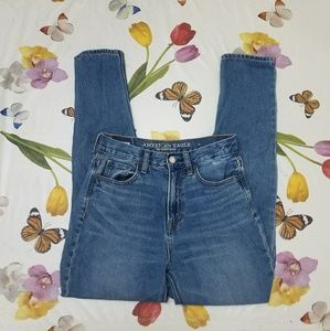 American Eagle Mom jeans